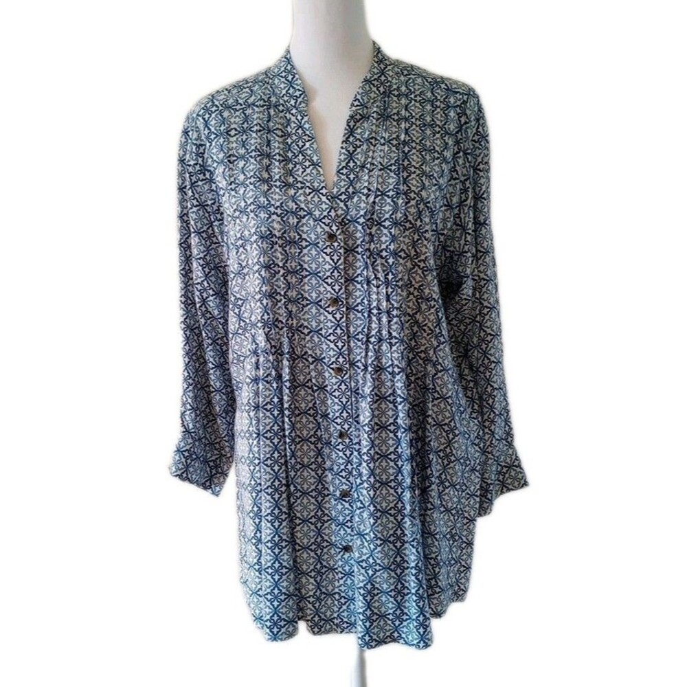 Rock Flower Paper Button Front Pintuck Shirt Blue White Floral Geometric Medium